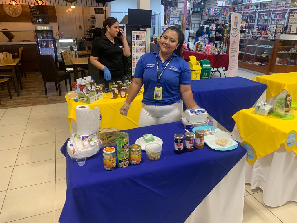 Feria de Emprendedores Supermercados Colonial