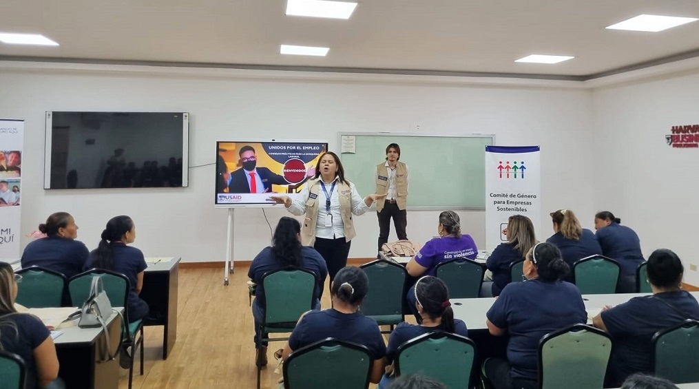 COHEP reafirma compromiso contra la violencia hacia la mujer y la generación de empleo en Honduras