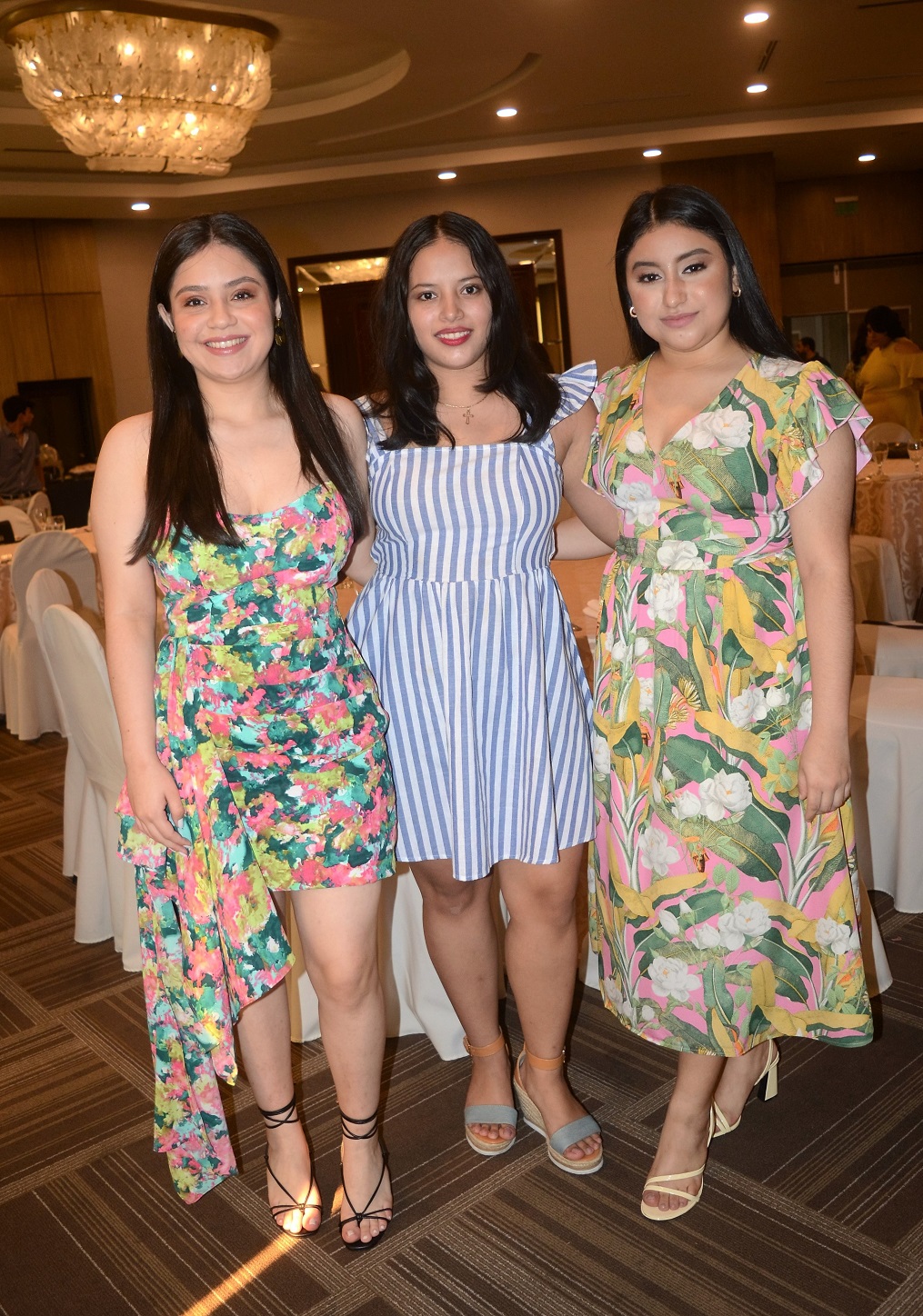 Senior breakfast de despedida celebran Generación 2023 de la Kiddy Kat e Instituto Morazzani