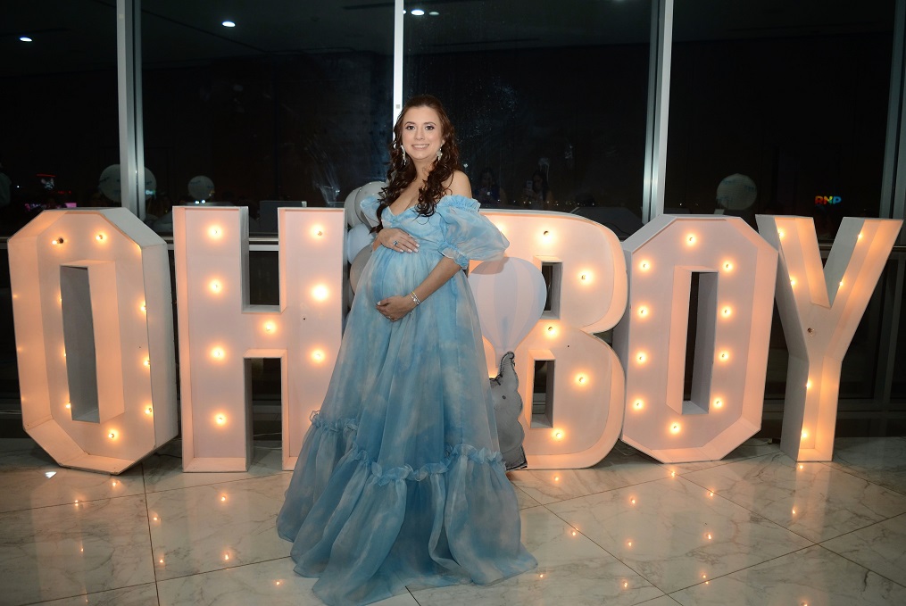 Alegre baby shower en honor a Vanessa Colman de Mateo