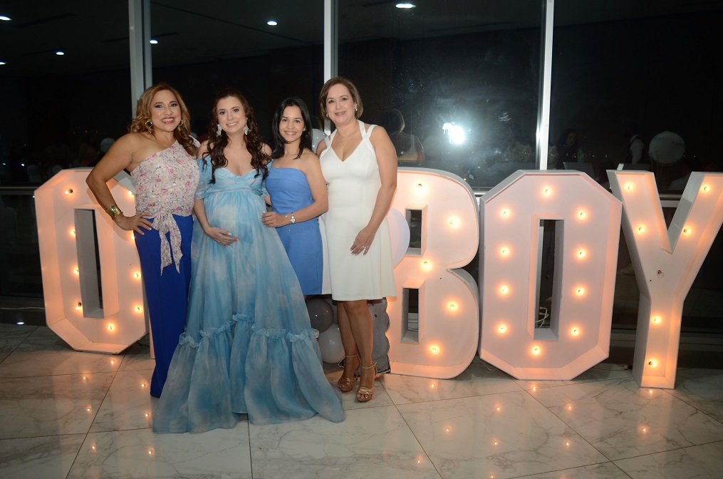 Alegre baby shower en honor a Vanessa Colman de Mateo