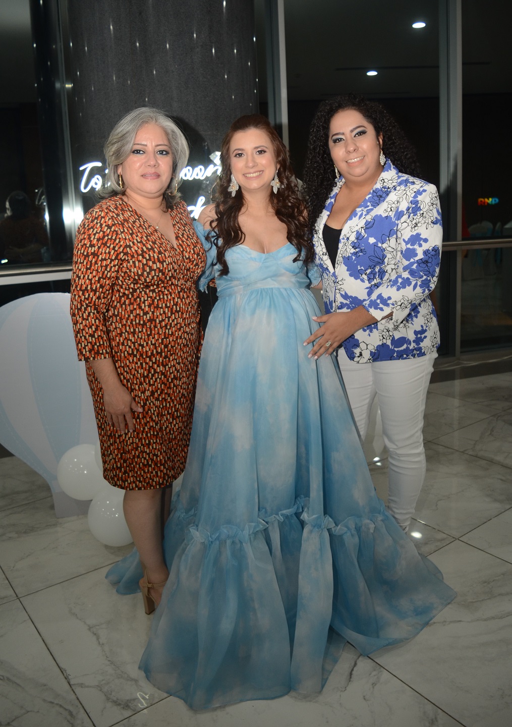 Alegre baby shower en honor a Vanessa Colman de Mateo