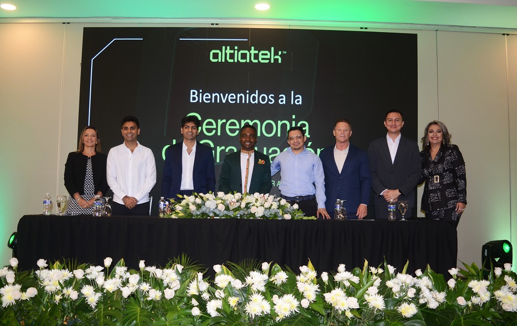 AltiaTek, empresa de GK Global, certifica a primeros hondureños expertos en alta tecnología