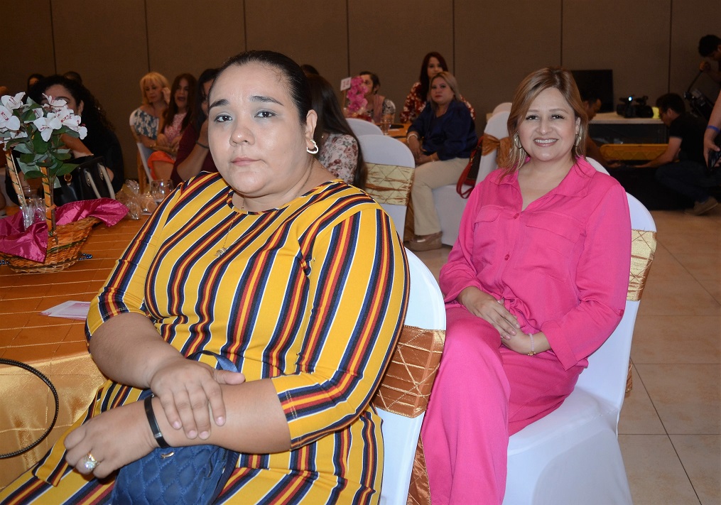 Damas Fihnec zona norte celebran su 28 aniversario