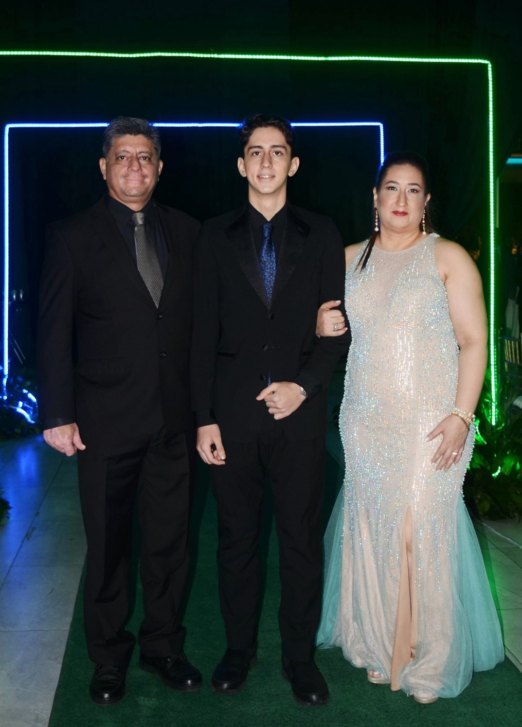 Elegante gala de graduación de la Generación 2023 de la Franciscan School