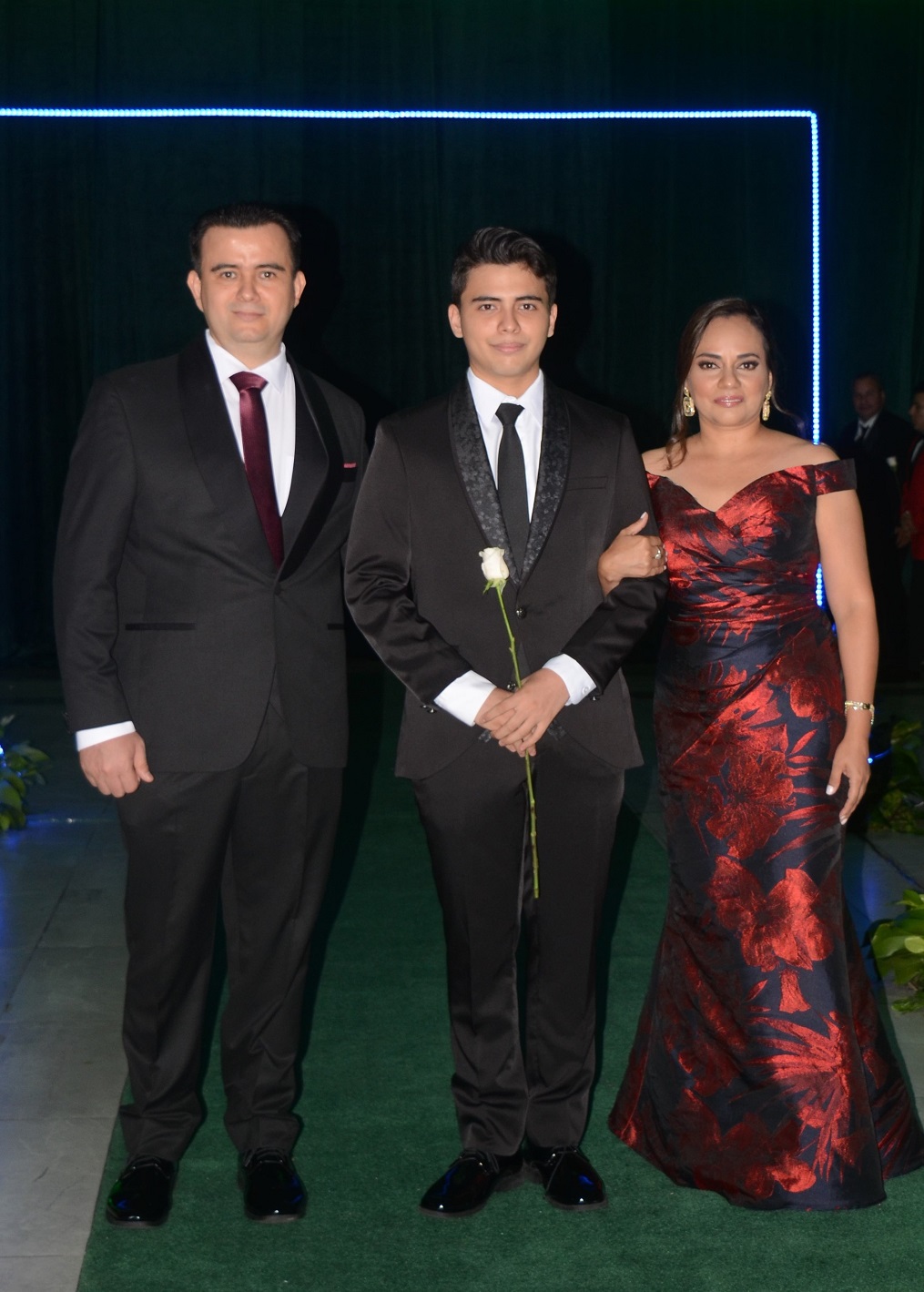 Elegante gala de graduación de la Generación 2023 de la Franciscan School