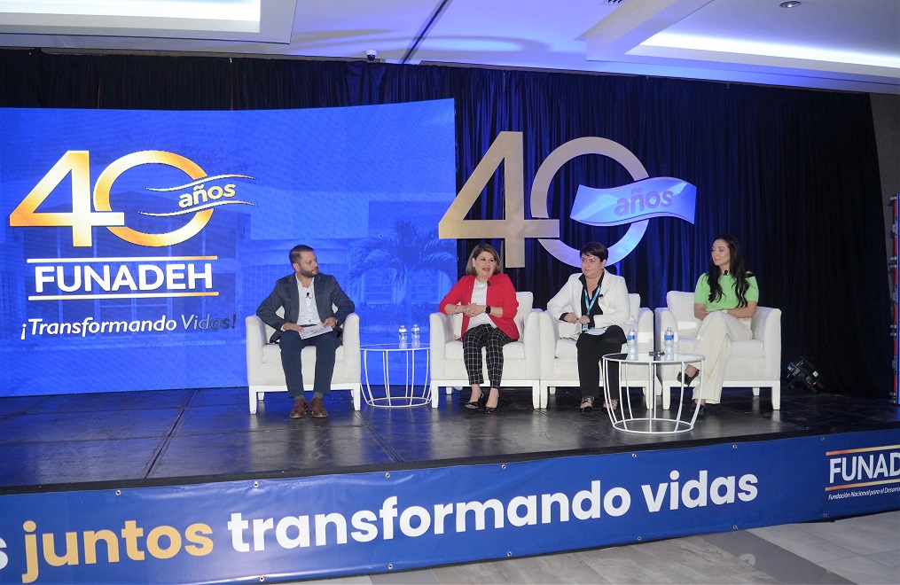 Funadeh presenta el Foro 40: estrategias para el desarrollo sostenible