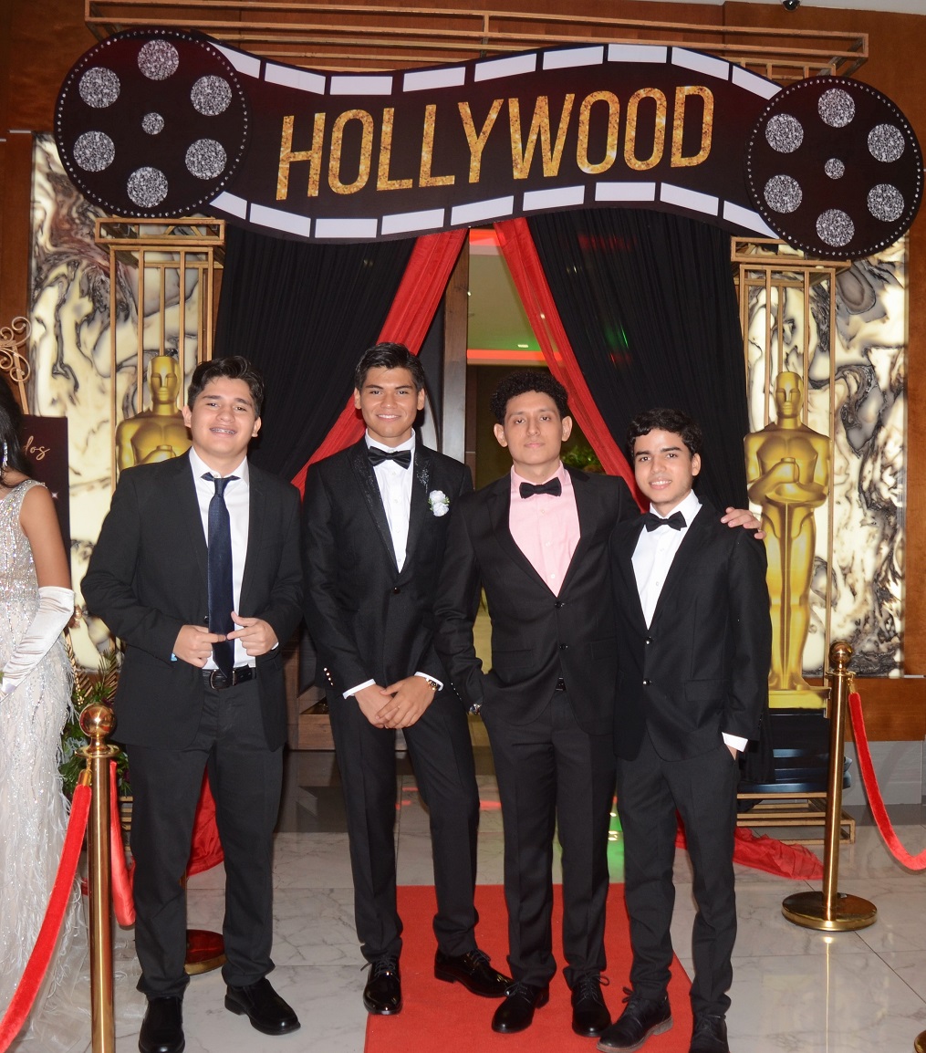 Gala de graduación del Big Step Institute al estilo Hollywood 