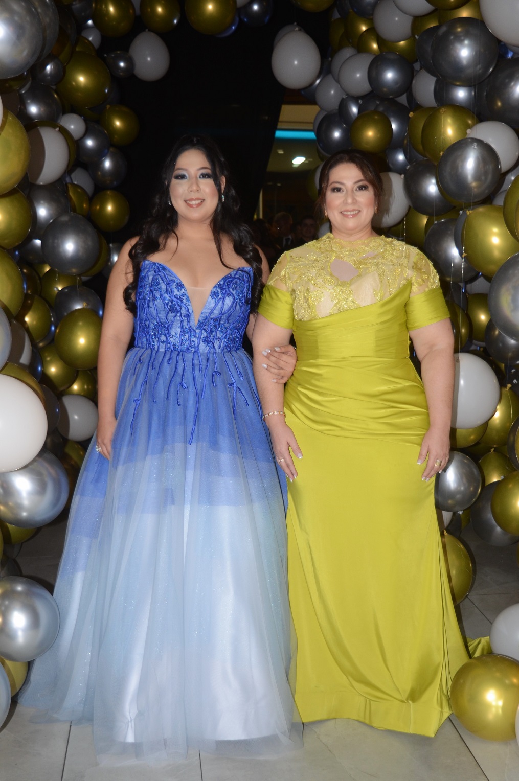 Elegante gala de graduación de la generación 2023 de la Freedom High School