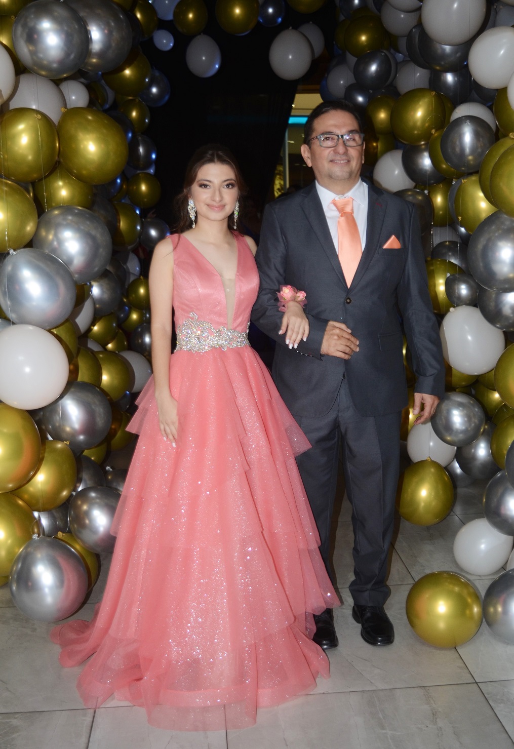 Elegante gala de graduación de la generación 2023 de la Freedom High School