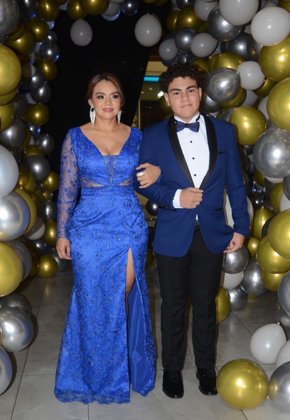 Elegante gala de graduación de la generación 2023 de la Freedom High School