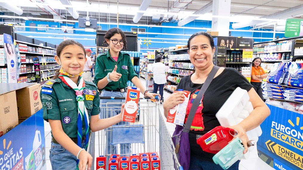 Campaña Lechetón sobrepasa y dobla la meta, recolectando 136,867 vasos de leche