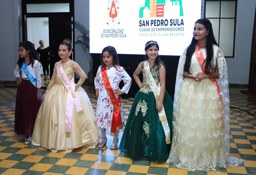 Fernanda Belén Muñoz de 10 años electa Reina Infantil de San Pedro Sula