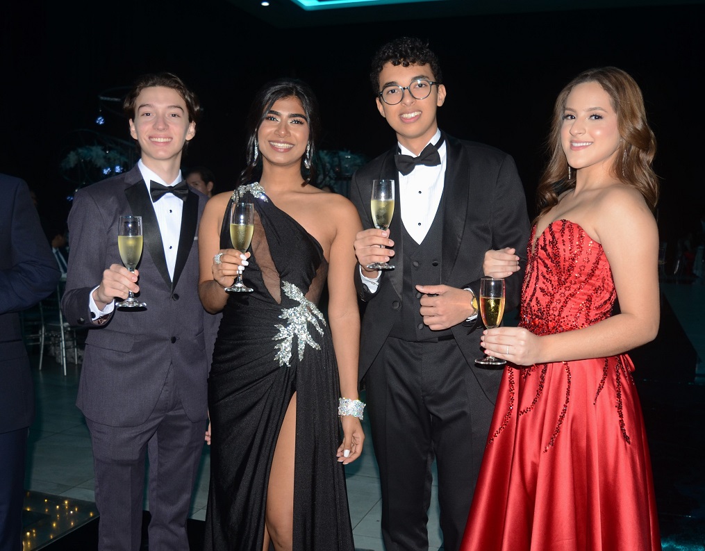 Gala de graduación “Galaxy Night” de la Seran School 2023