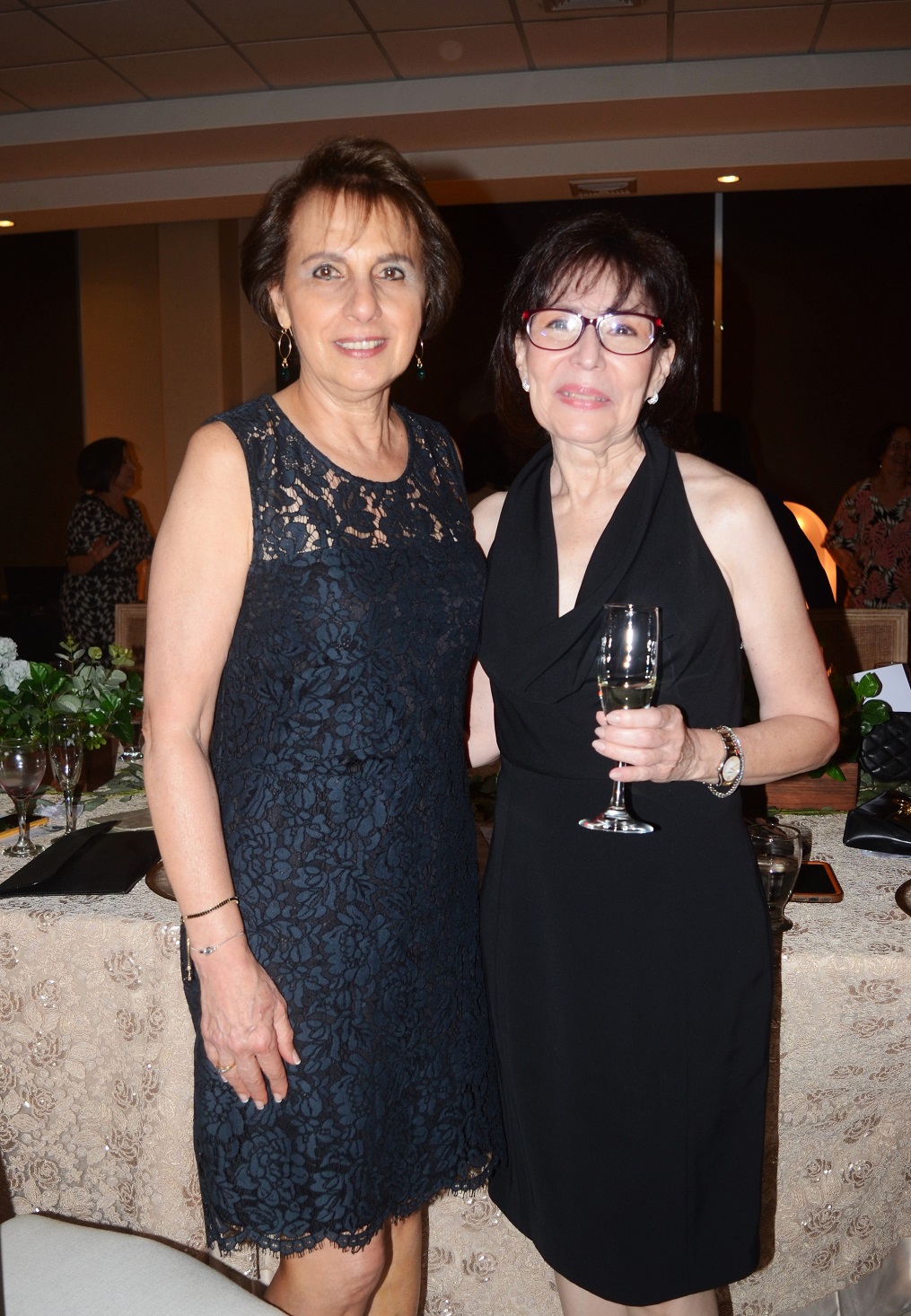 Brindis por el 50 aniversario de egresadas de la clase 73 del Instituto María Auxiliadora