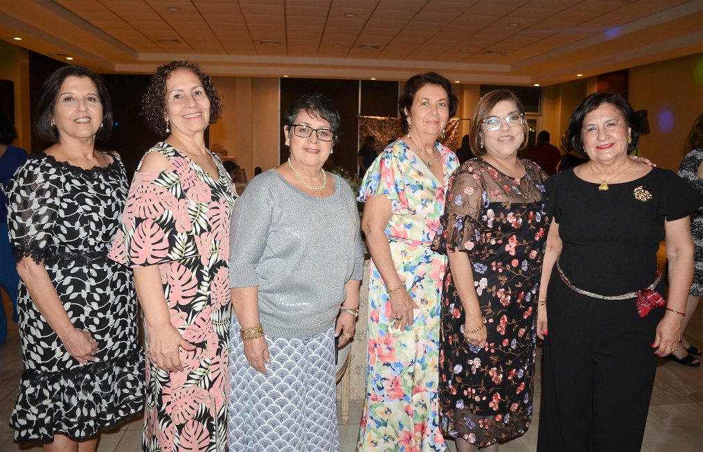 Brindis por el 50 aniversario de egresadas de la clase 73 del Instituto María Auxiliadora