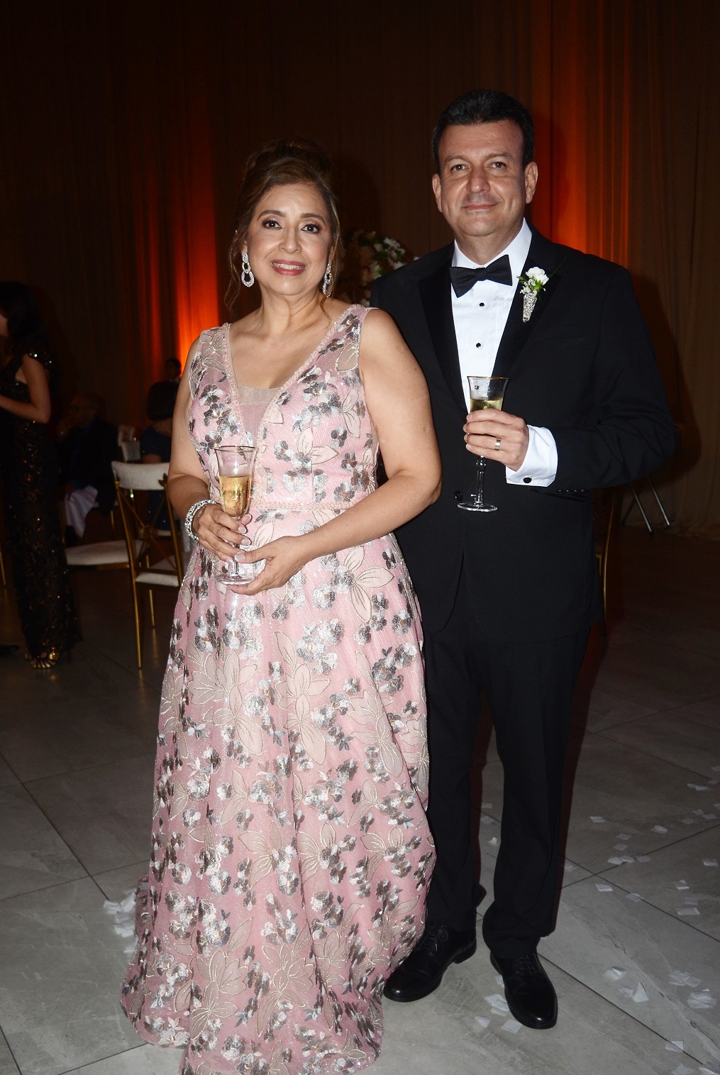 La romántica boda de Guillermo Flores y Laura Sofía Espinal