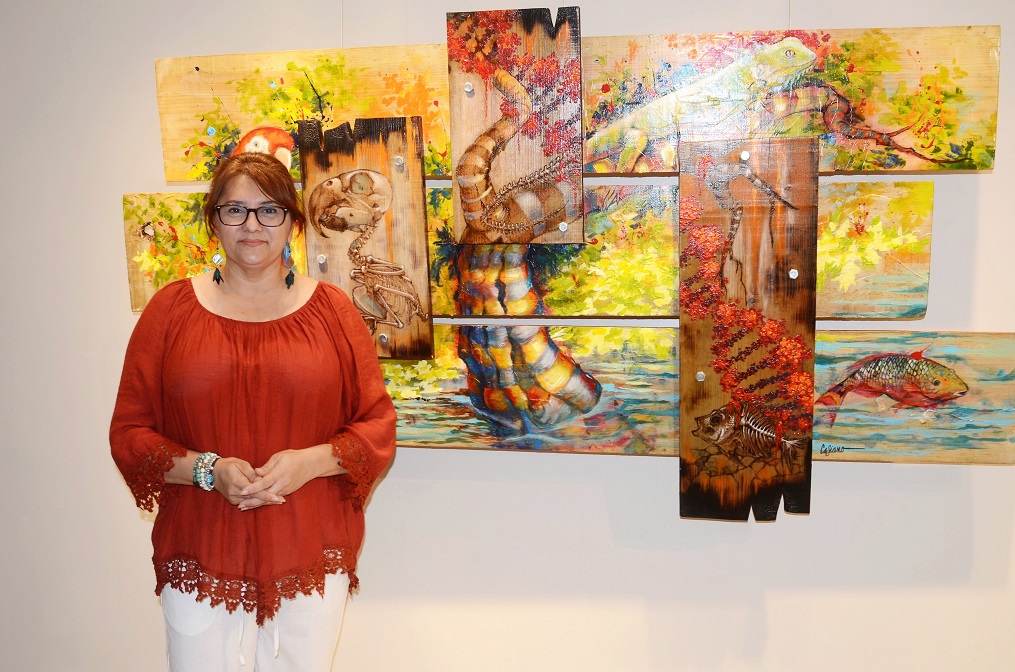 Mayra Casiano inaugura exposición pictórica “Tesoros de mi tierra… un viaje artístico”