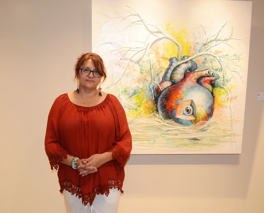 Mayra Casiano inaugura exposición pictórica “Tesoros de mi tierra… un viaje artístico”