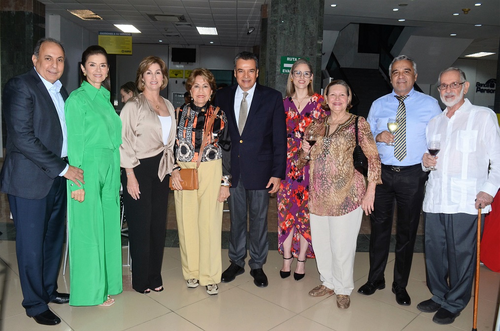 Inauguran muestra colectiva “Mi ciudad de los zorzales” en San Pedro Sula 