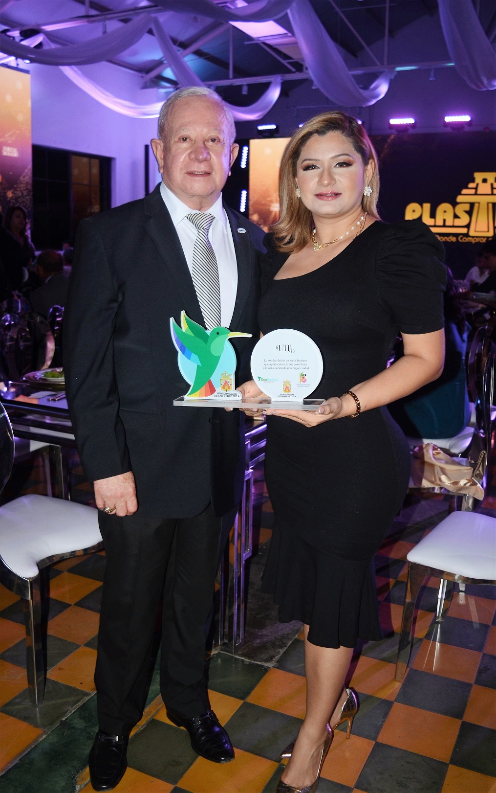 Galardonan con Premio Zorzal Dorado a Julieta Kattán, Linda Coello y Vivian Chahín en San Pedro Sula