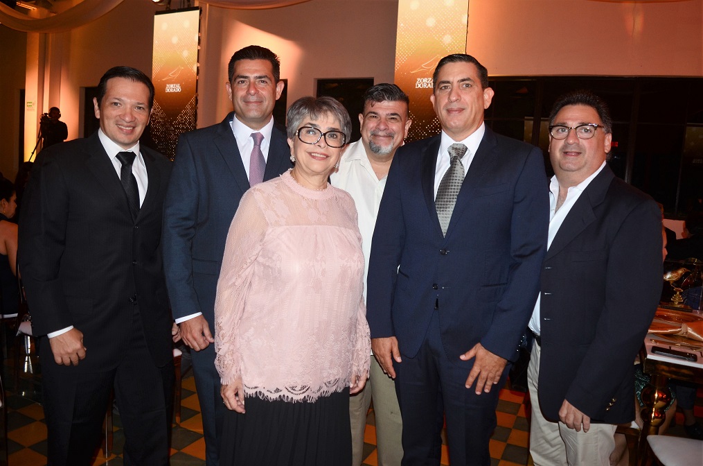 Galardonan con Premio Zorzal Dorado a Julieta Kattán, Linda Coello y Vivian Chahín en San Pedro Sula