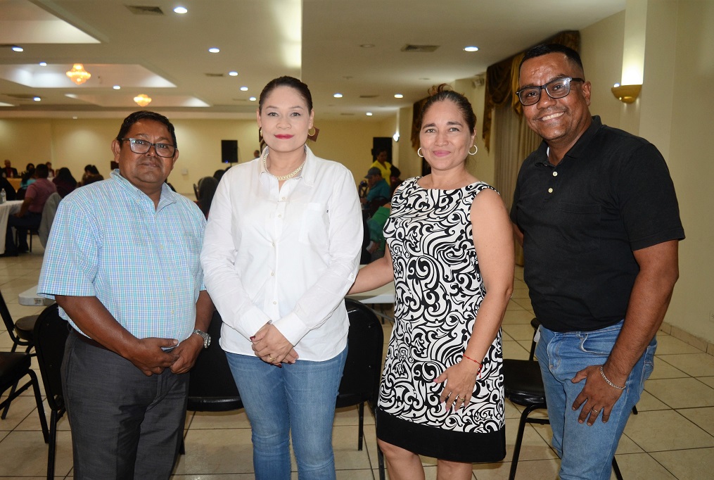 Galardonan a seis pedagogos con el Premio a la Excelencia Merendón 2023 en San Pedro Sula