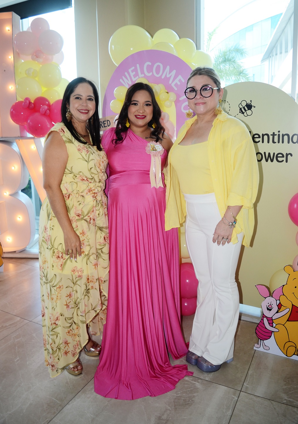 Un baby shower familiar y muy acogedor para Marta Orellana