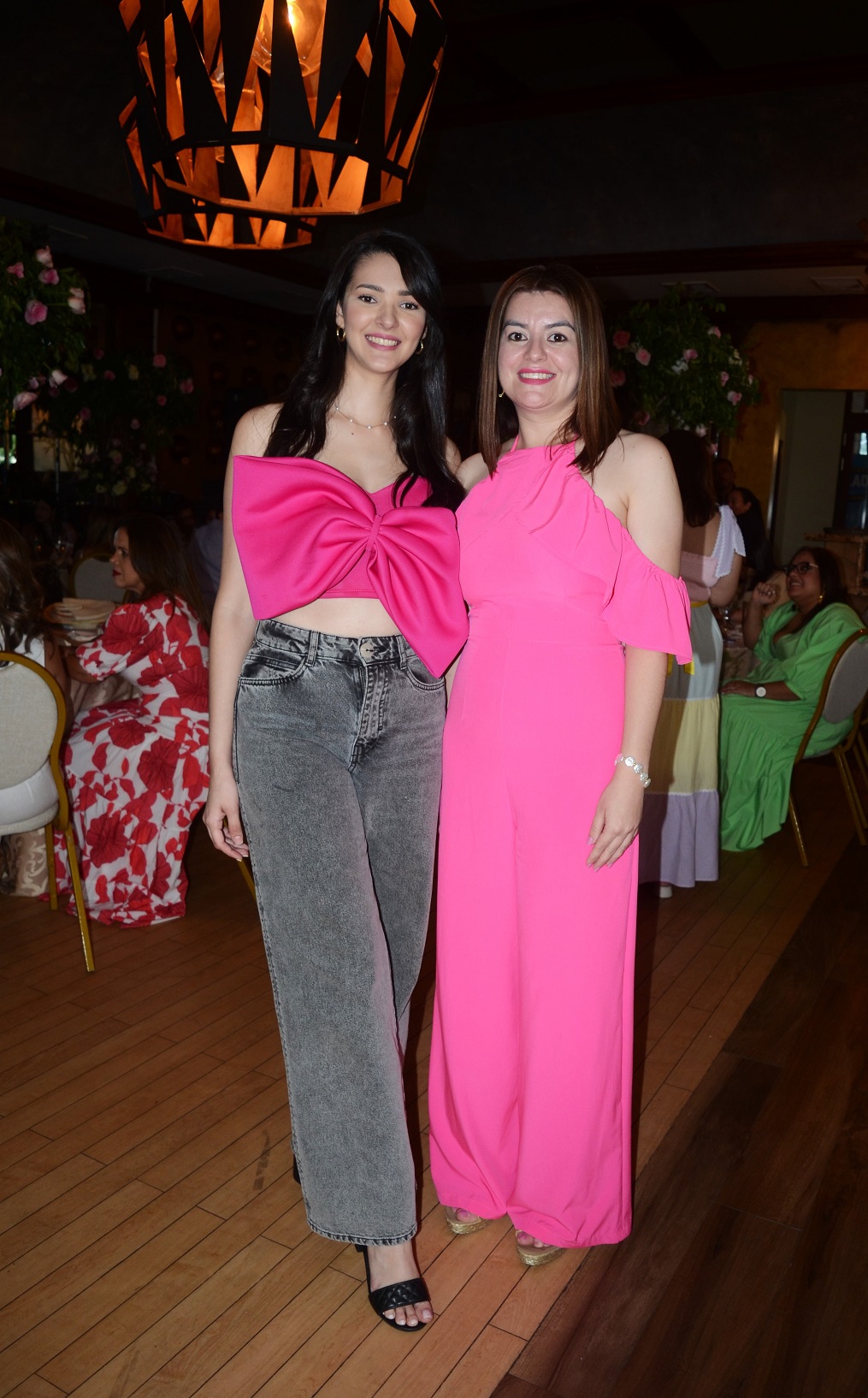 Jennifer Valle y Tatiana Paz
