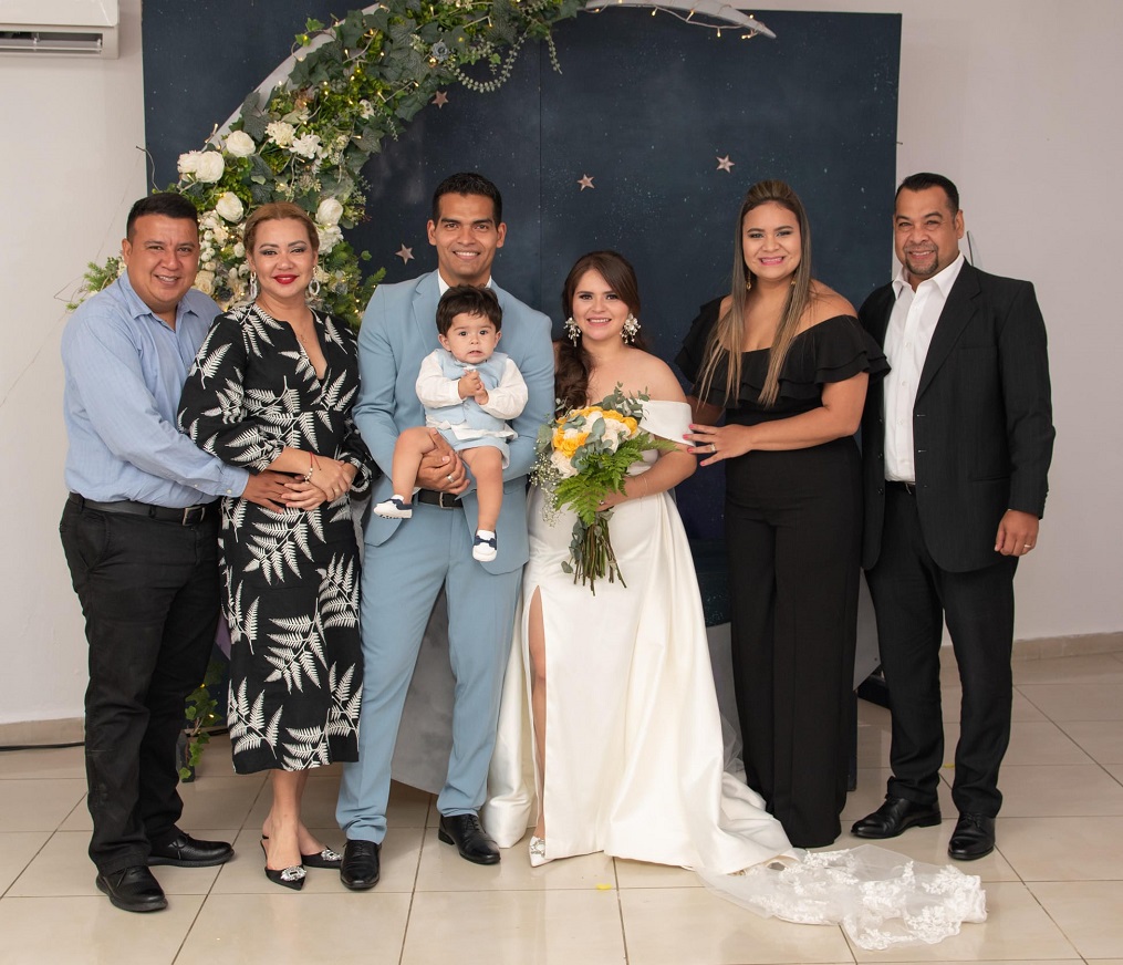Enlace matrimonial civil de Mayra López y Mauricio Argüello