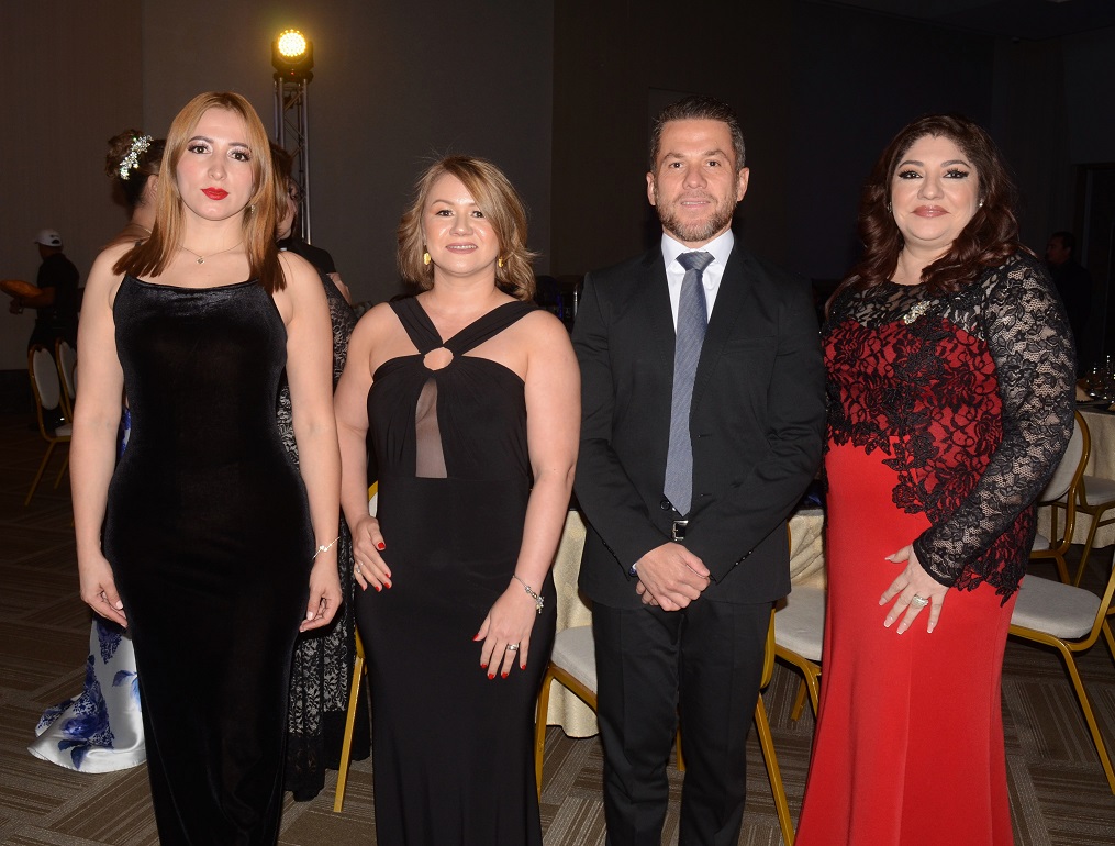 Con elegante gala Cofisa celebra su 40 aniversario en San Pedro Sula