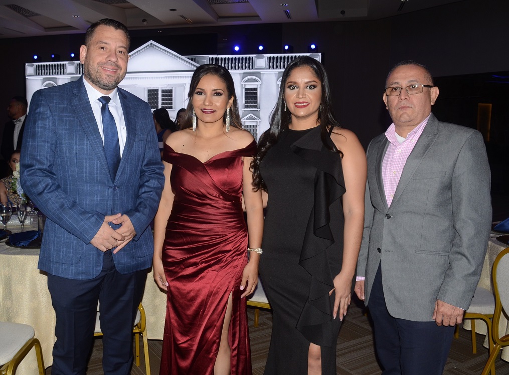 Con elegante gala Cofisa celebra su 40 aniversario en San Pedro Sula
