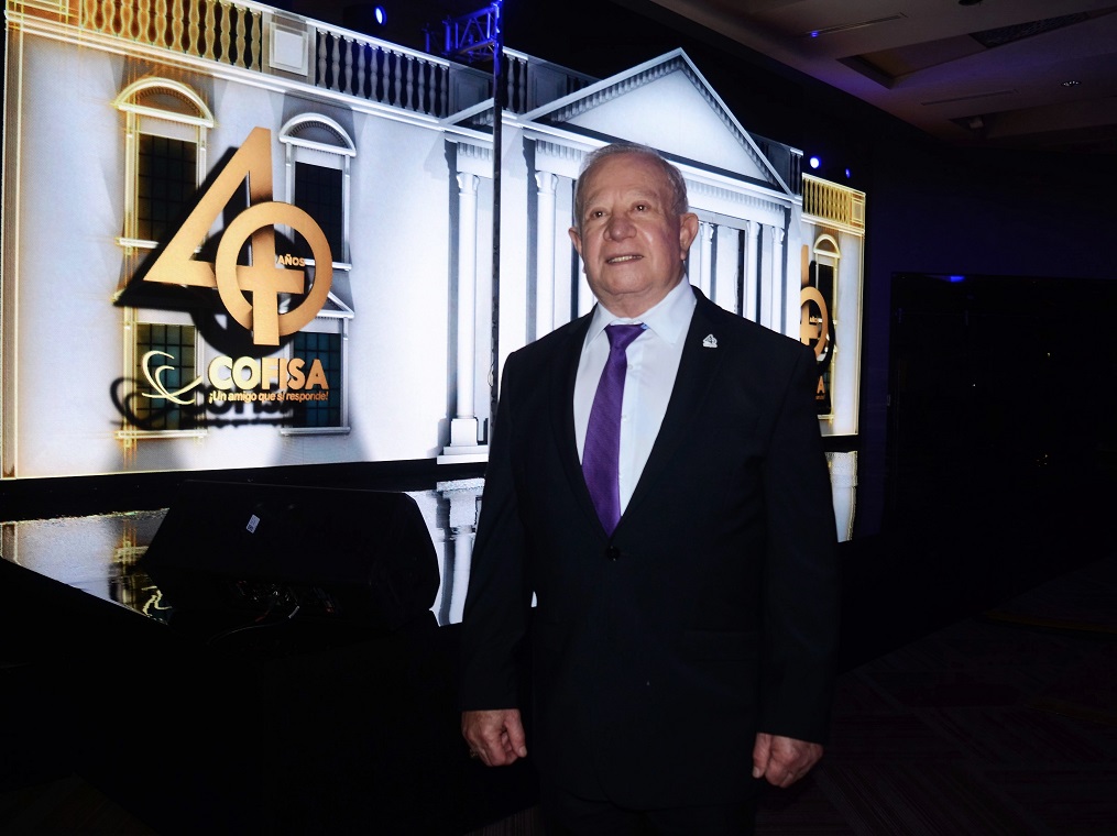 Con elegante gala Cofisa celebra su 40 aniversario en San Pedro Sula