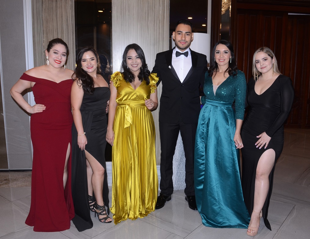 Con elegante gala Cofisa celebra su 40 aniversario en San Pedro Sula