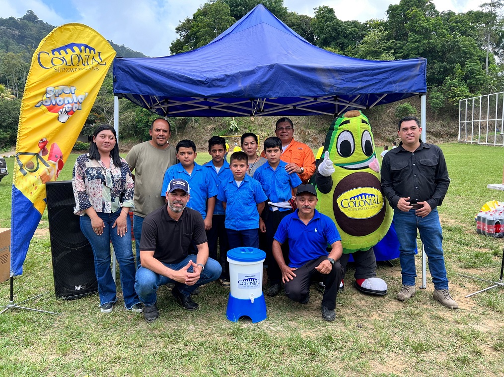 Supermercados Colonial realiza importante donación de Eco Filtros a escuelas de El Merendón