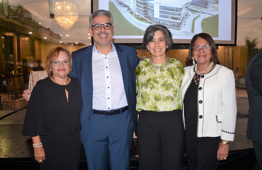 Médicos del Baylor St. Luke´s Medical Center de Houston realizan conversatorio sobre salud