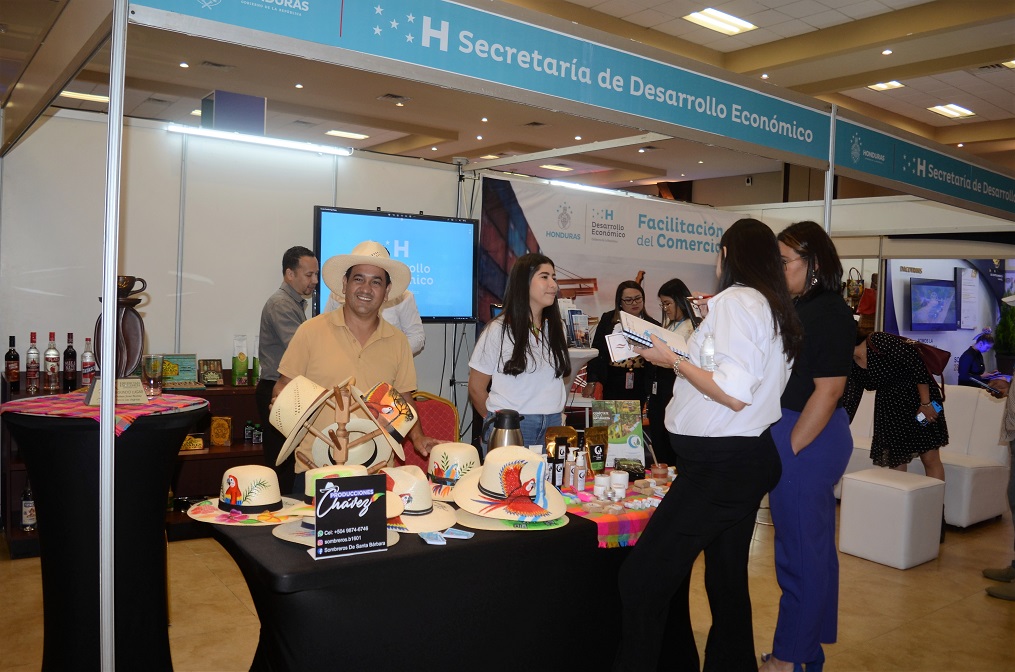 Exitoso inicio de la Expo Logística Honduras 2023