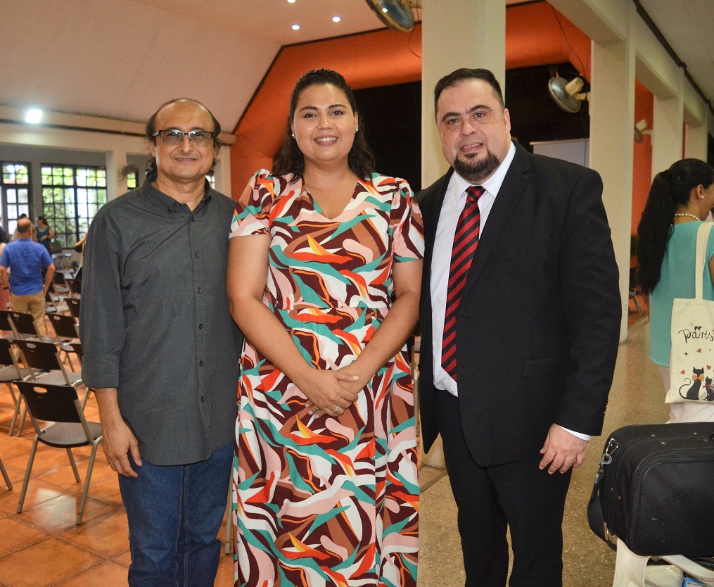 Tributan homenaje póstumo a Teresa de Pastor en San Pedro Sula 