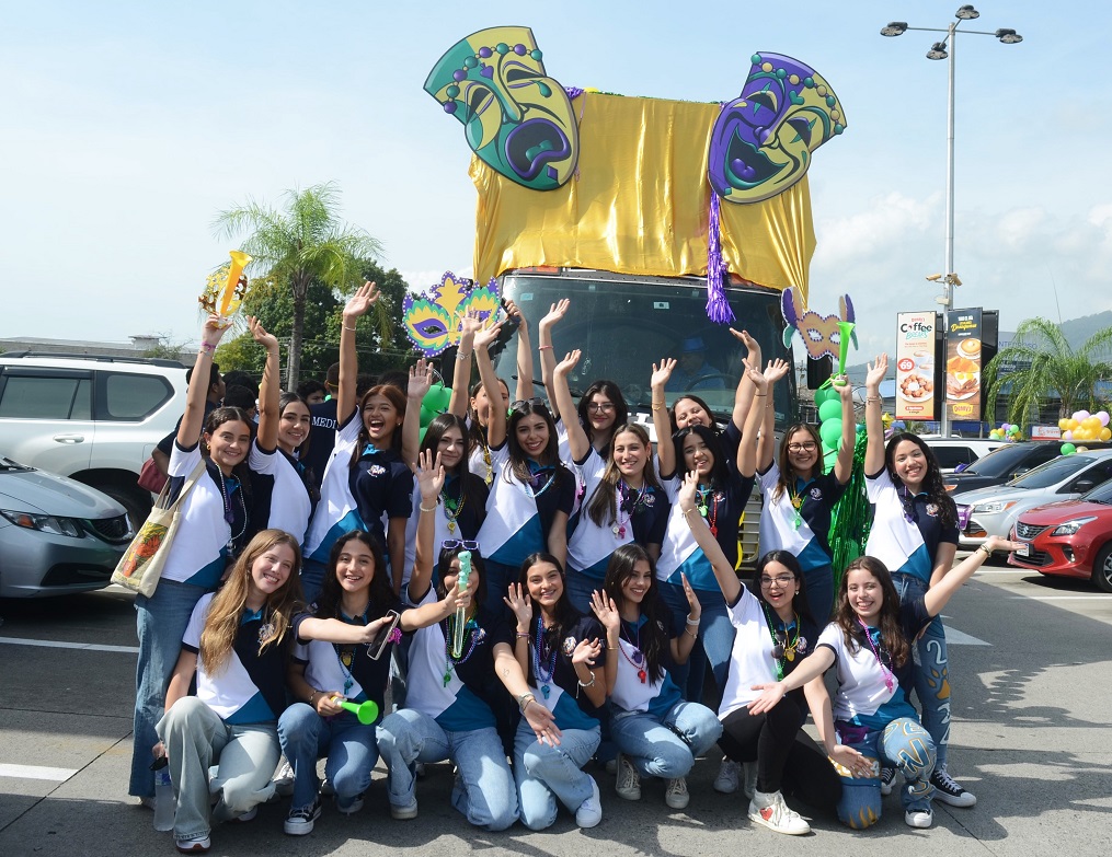 Vibrante Senior Entrance de la generación 2024 de la Western International School 