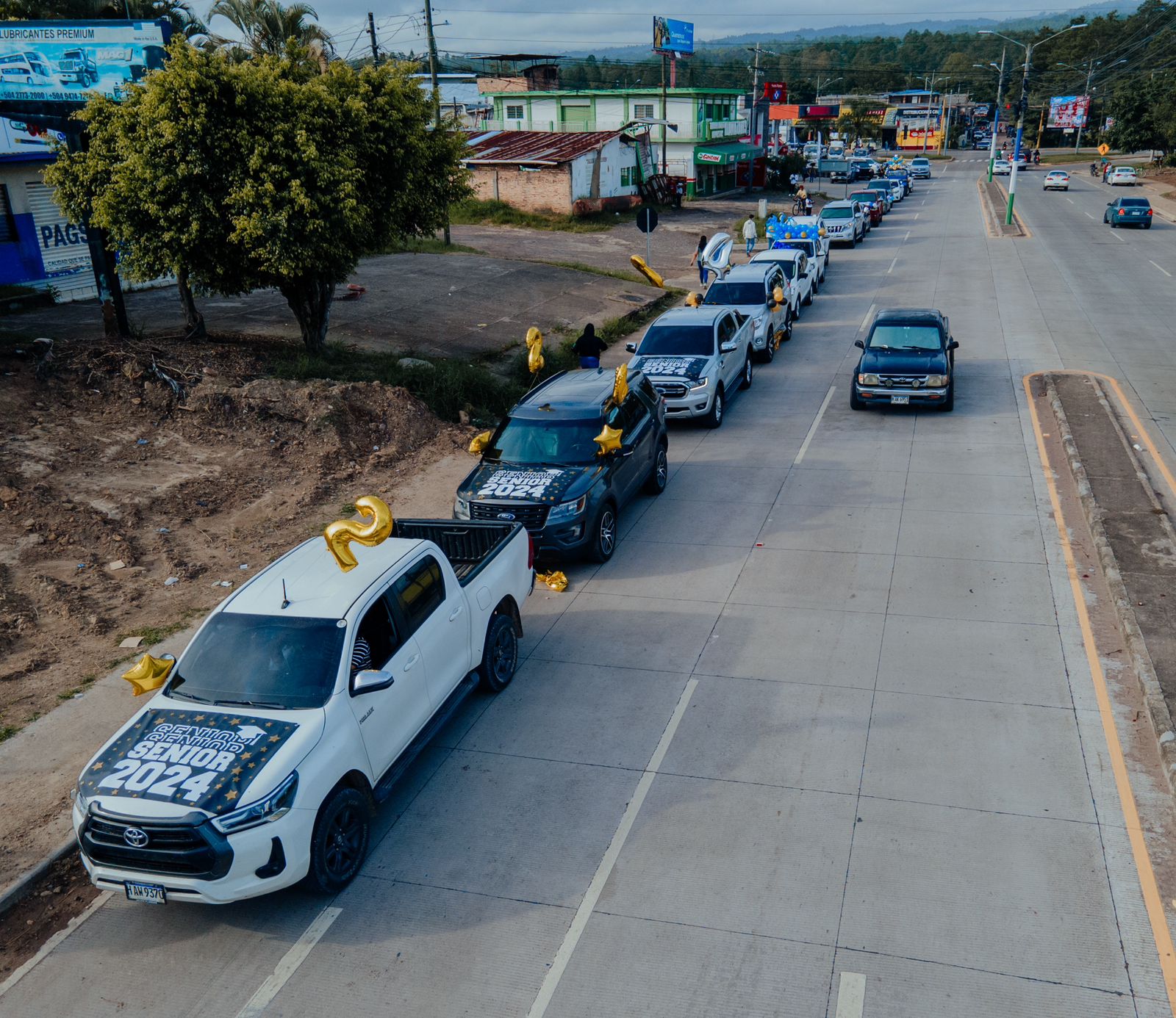 Seniors entrance 2024 de la Escuela Bilingüe El Alba de Siguatepeque