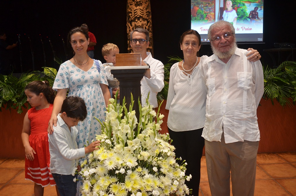 tres hijos: Camila, Jerónimo y Rodolfo Pastor Campos