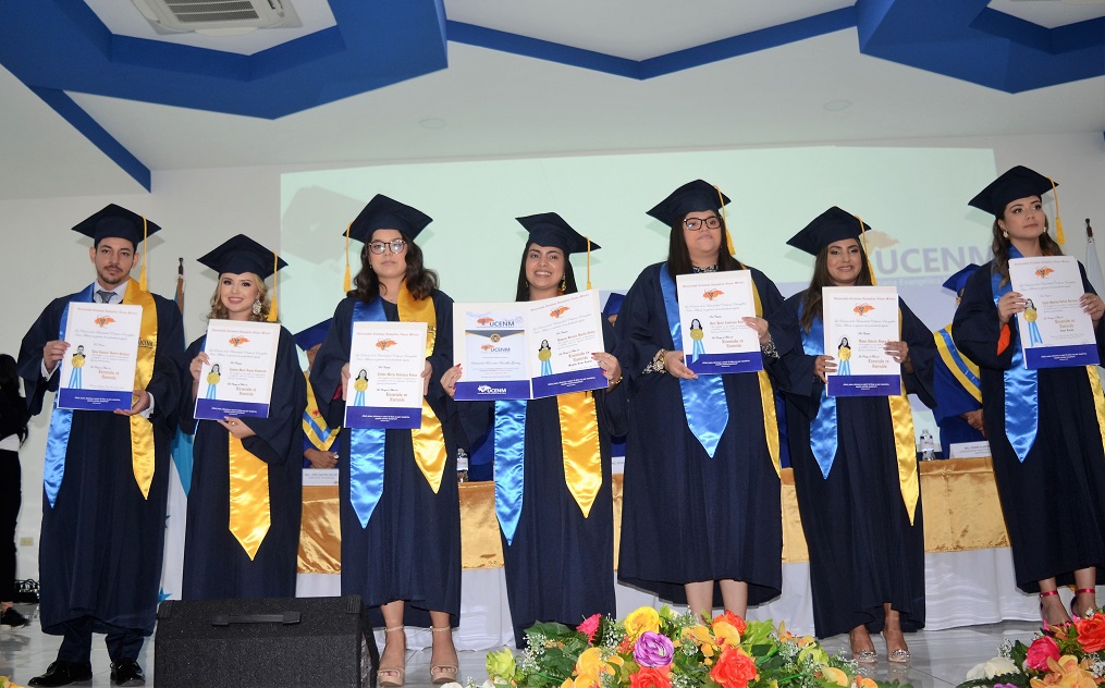 UCENM gradúa a 219 nuevos profesionales en San Pedro Sula