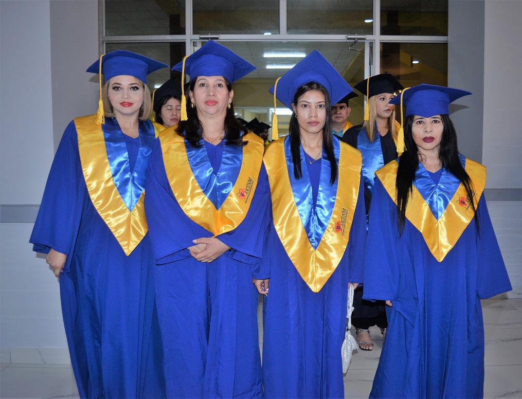 UCENM gradúa a 219 nuevos profesionales en San Pedro Sula