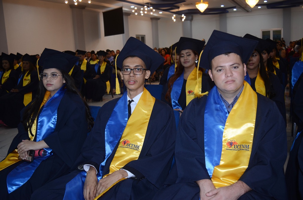 UCENM gradúa a 219 nuevos profesionales en San Pedro Sula