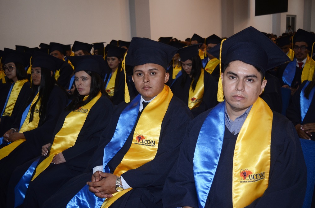 UCENM gradúa a 219 nuevos profesionales en San Pedro Sula