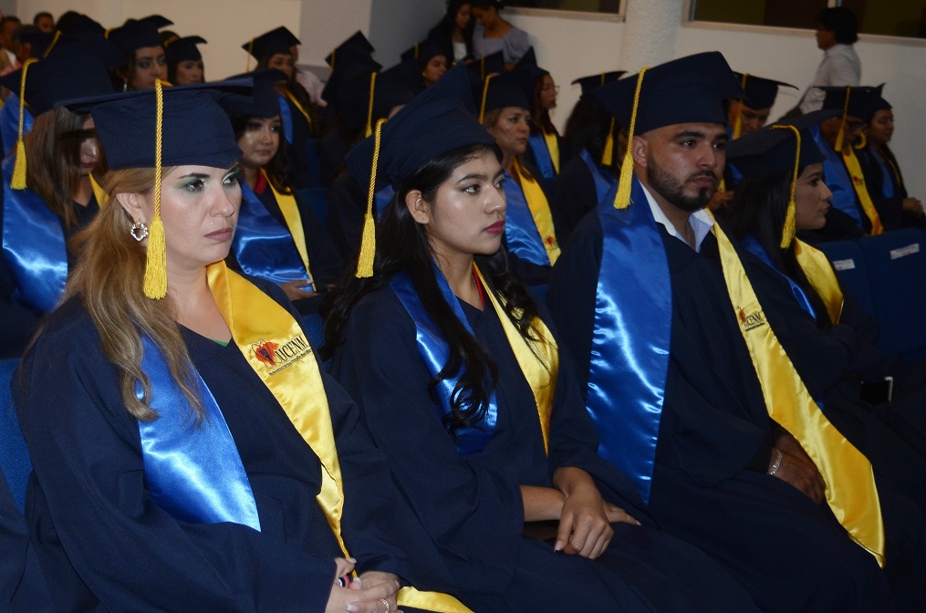 UCENM gradúa a 219 nuevos profesionales en San Pedro Sula