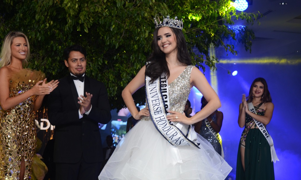 Zuheilyn Clemente se cotona como Miss Honduras Universo 20223