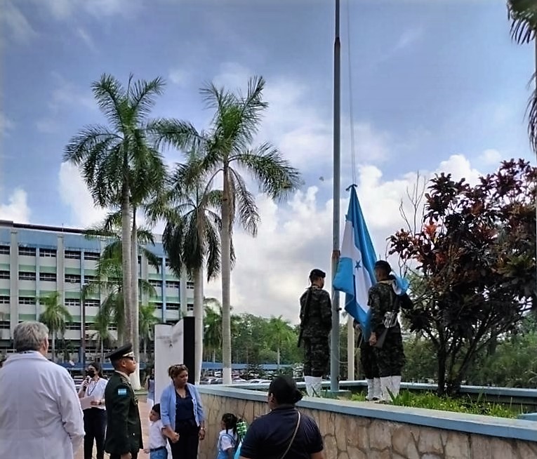 105 Brigada de Infantería y sus Unidades Orgánicas realizaron ceremonia de izado de la Bandera Nacional