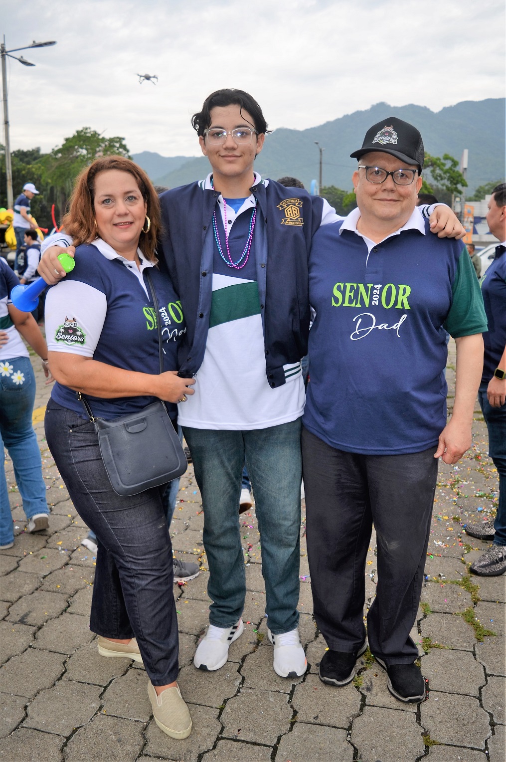 Seniors entrance estilo carnaval protagoniza generación 2024 de la Academia Americana