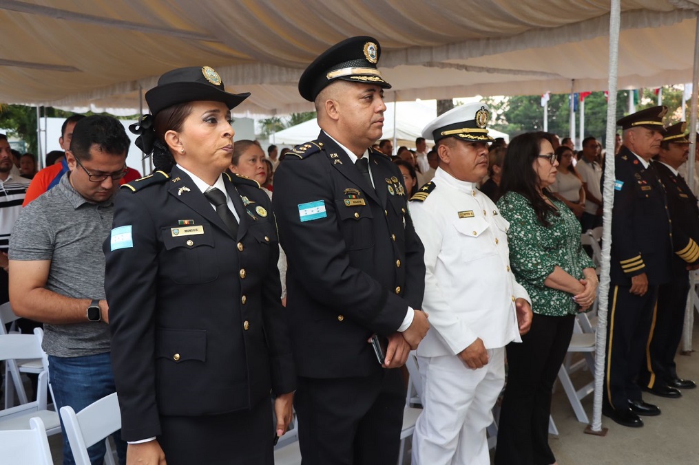 Festejo por el Día de la Bandera Nacional en San Pedro Sula